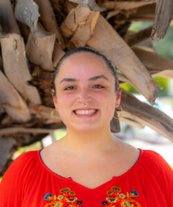Carolynn W. Intern Carolynn – Intern